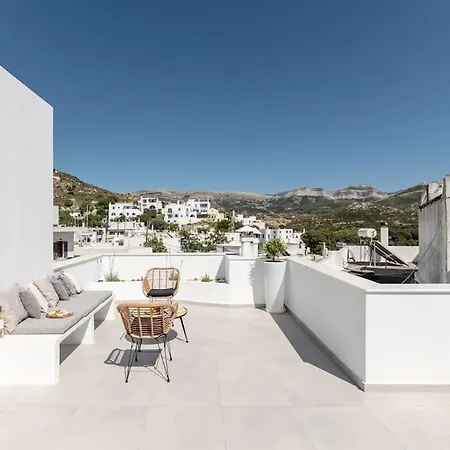 דירה Saronada Kinitharos