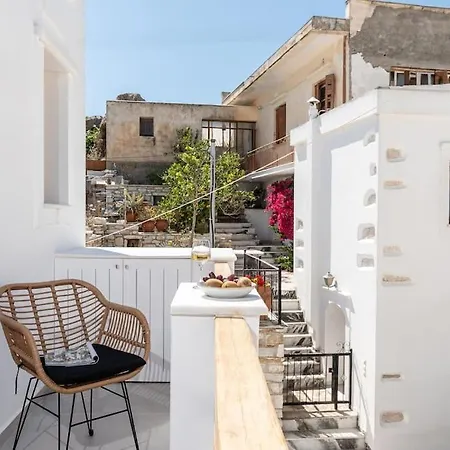 Saronada * Kinitharos