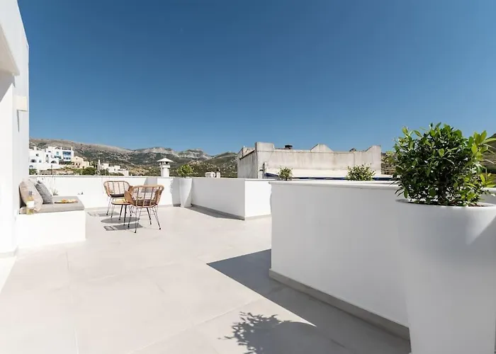 Saronada * Kinitharos